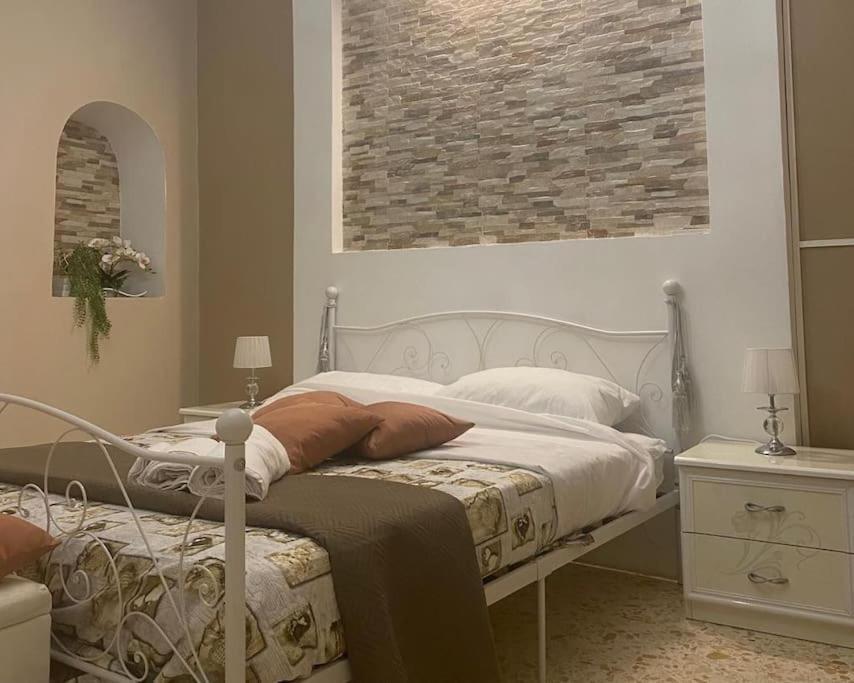 B&B Palazzo Veliero Al Castello Torremaggiore Exterior photo
