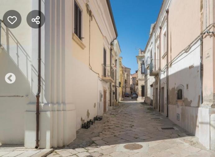 B&B Palazzo Veliero Al Castello Torremaggiore Exterior photo